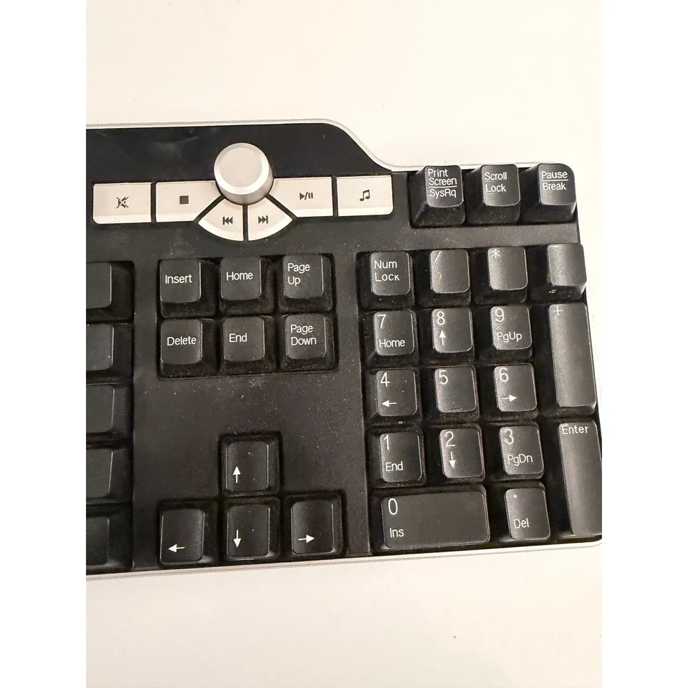 Dell SK-8135 Multimedia Keyboard and MO56UOA Optical Mouse Wired USB Set Black